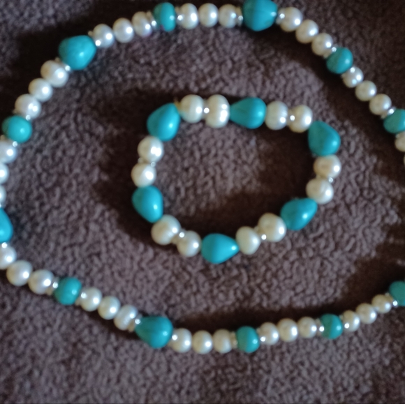 Fresh Water pearl with natural turquoise stone necklace and bracelet - Picture 3 of 3